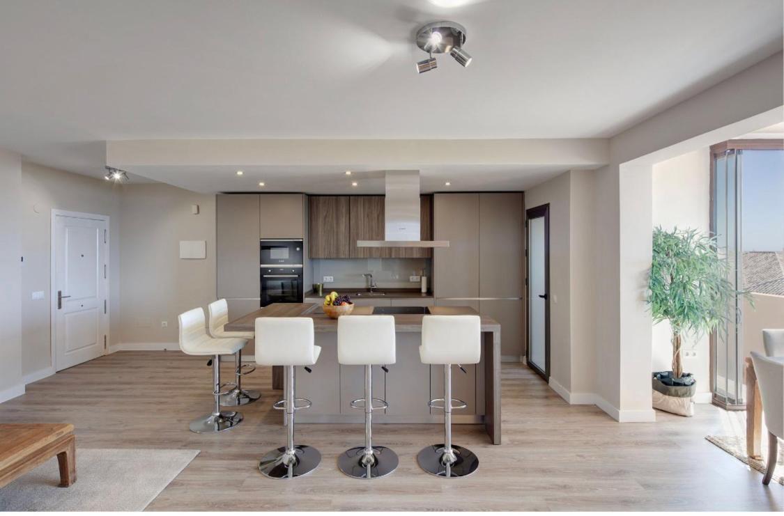 Amazing Duplex Next To The In Apartment Marbella